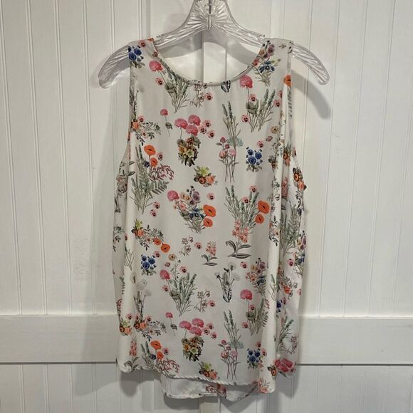 Dalia, short sleeve floral top size L - Picture 1 of 5
